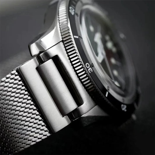 IPOSE IX&DAO 2025 – Luxury, Precision and Style in an Exclusive GMT Automatic Watch
